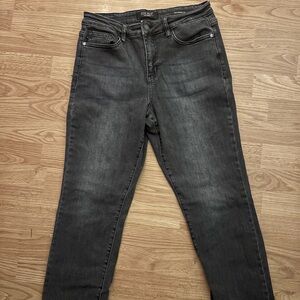 Judy Blue Black Boyfriend Fit Jeans